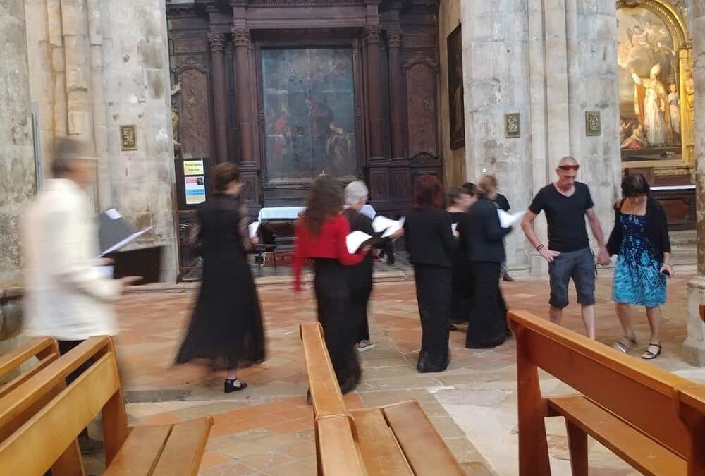 Chants sacrés à caroler  » (pour choeur et solistes)