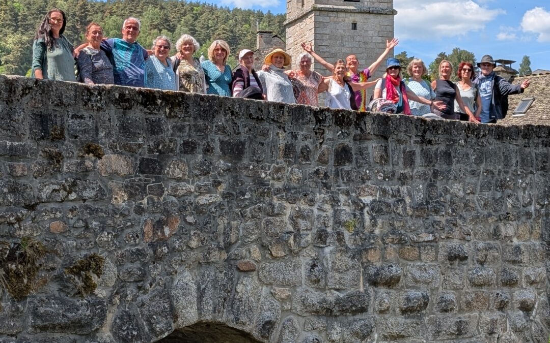Je vous raconte le stage de chant sacré itinérant en Lozère (Mai 2026) sur le thème de Hildegard Von Bingen.